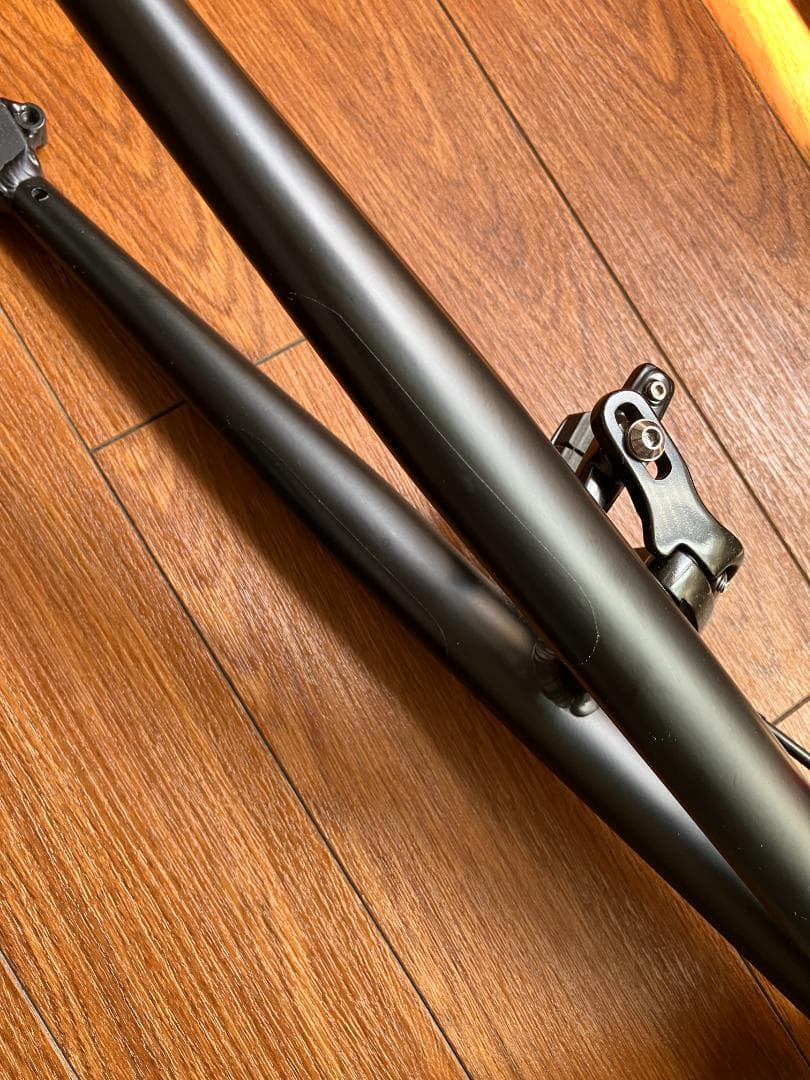 TERN SURGE Kitt design ターン サージュ 47