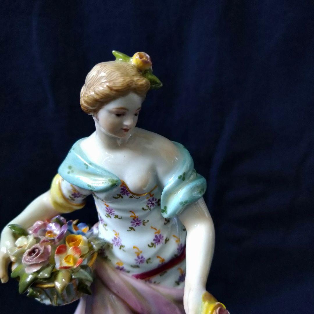 ✤1924年以前・マイセン(Meissen)フィギュリン✤『花かごを持つ少女』