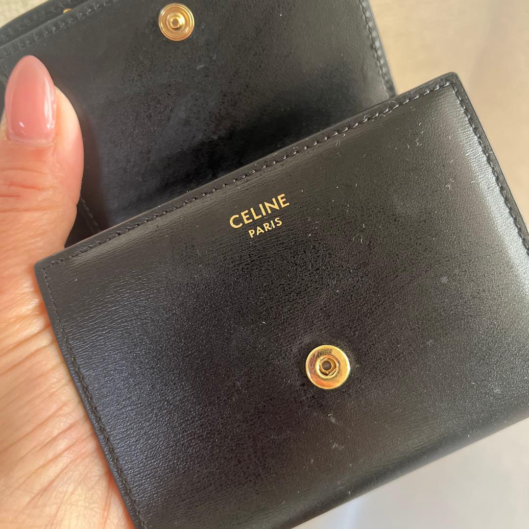 セリーヌ　トリオンフ折り財布