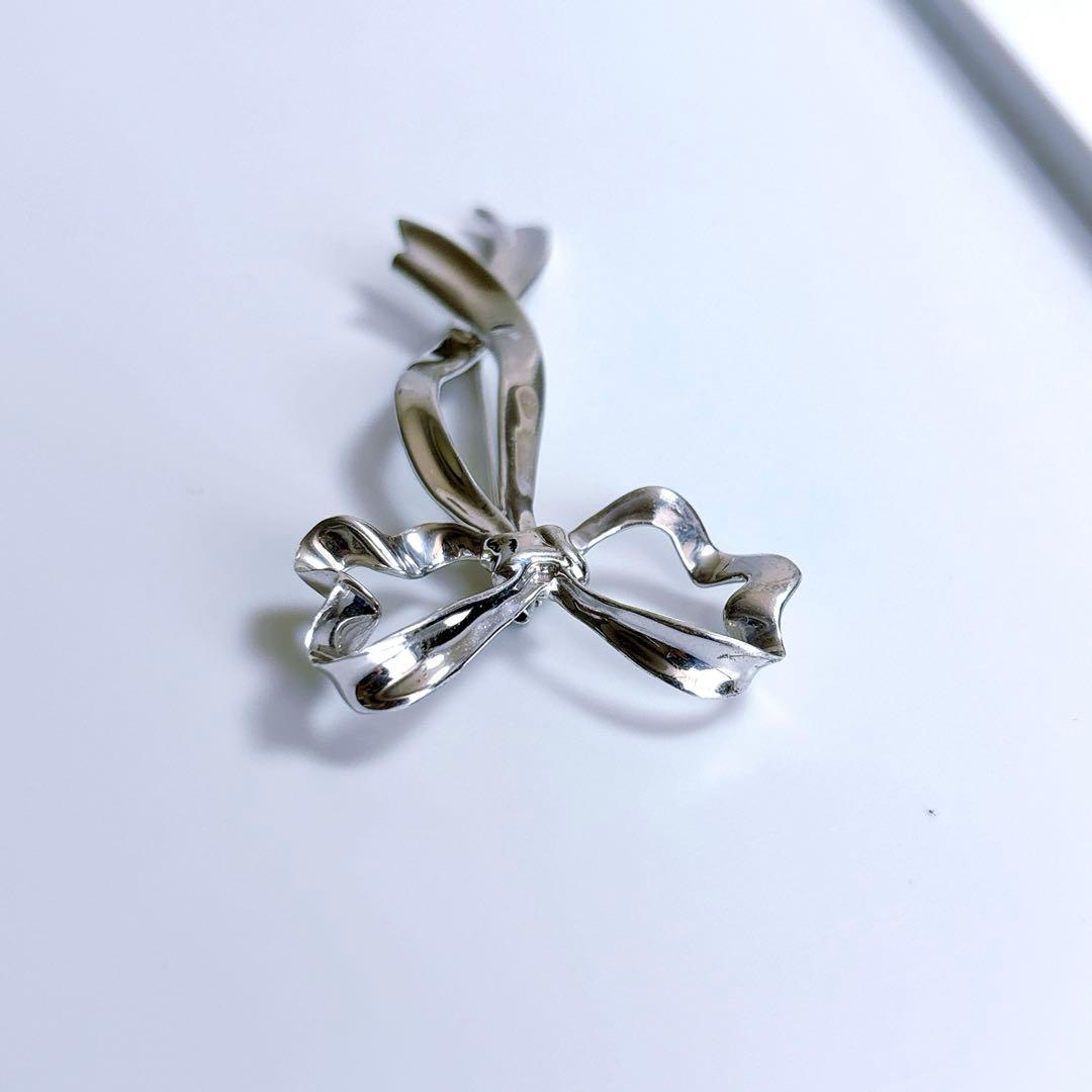 ティファニー　リボンブローチ　ラージモデル