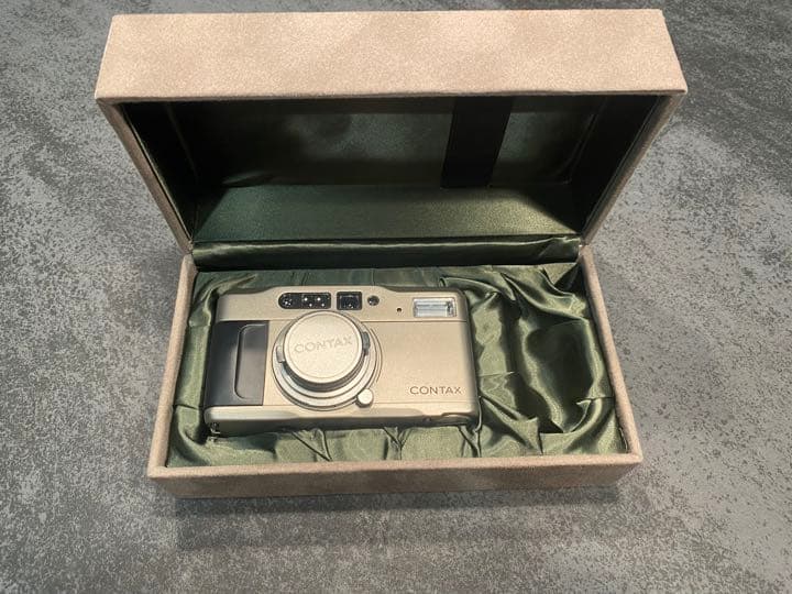 CONTAX TVS カールツアイス・バリオゾナー　フィルムカメラ