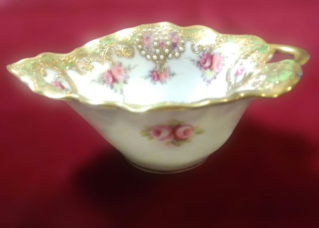 花柄金装飾陶器ボウル