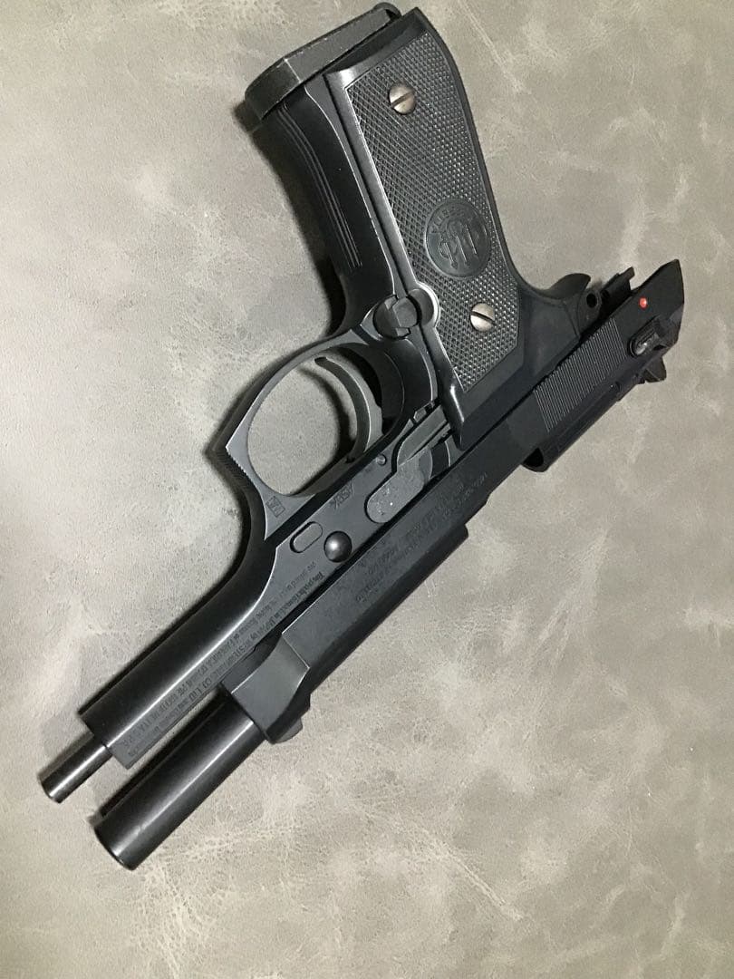 ウエスタンアームズ ベレッタM92F ハードケース付き