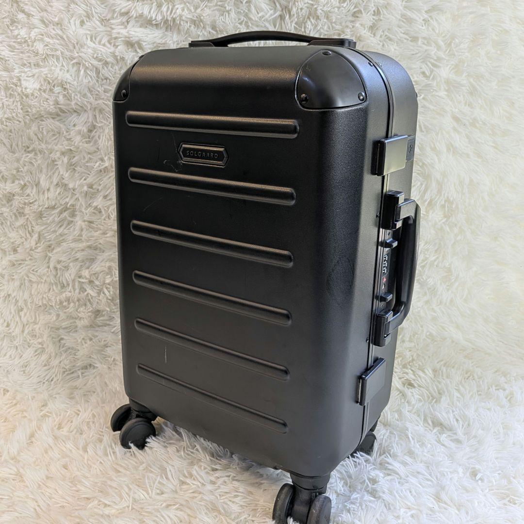 沖なはです！SOLGAARD キャリーケース USBポート付き 吊り下げ