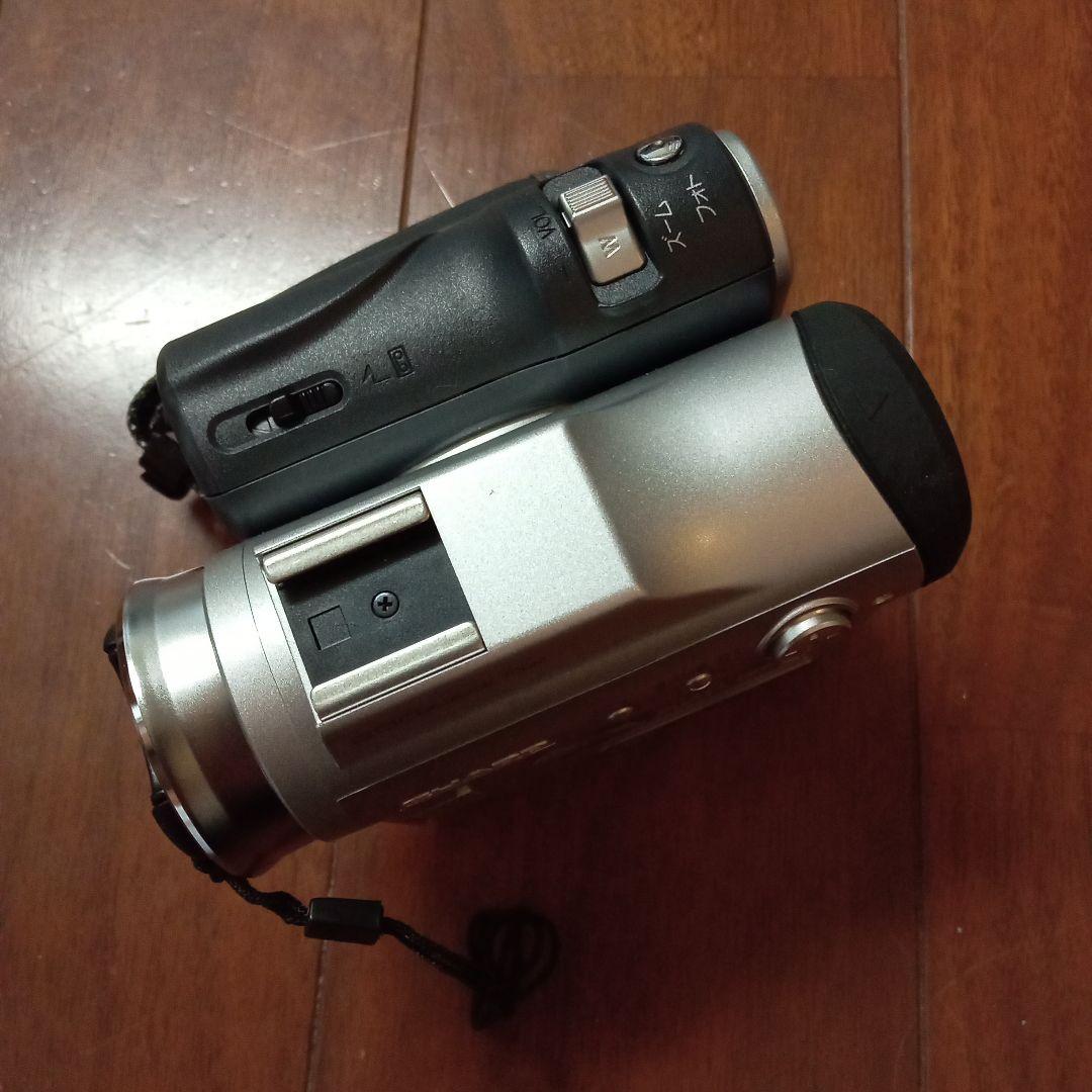 新品　 SHARP 液晶デジタルビデオカメラ VL-Z900