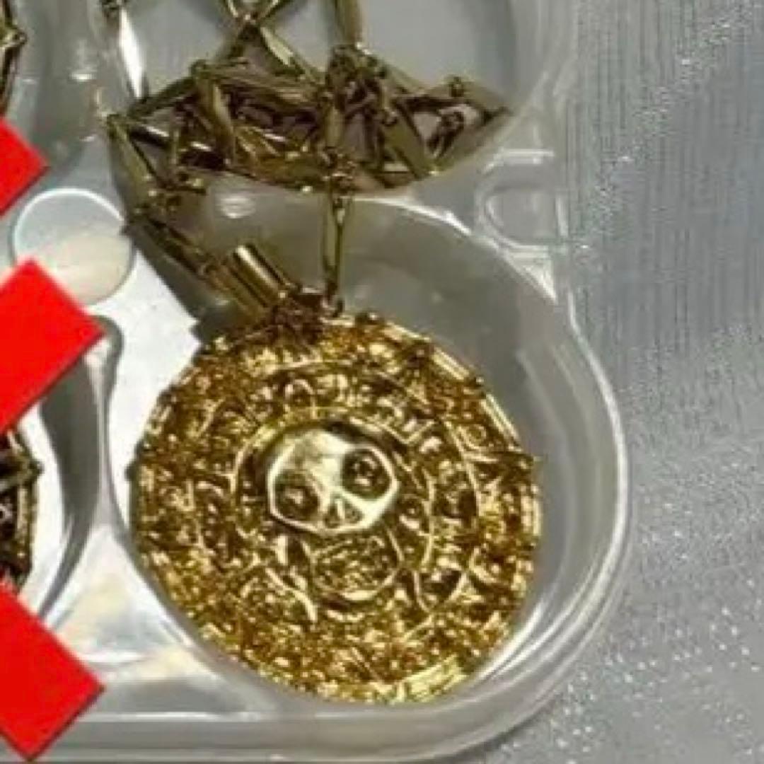 アステカの金貨