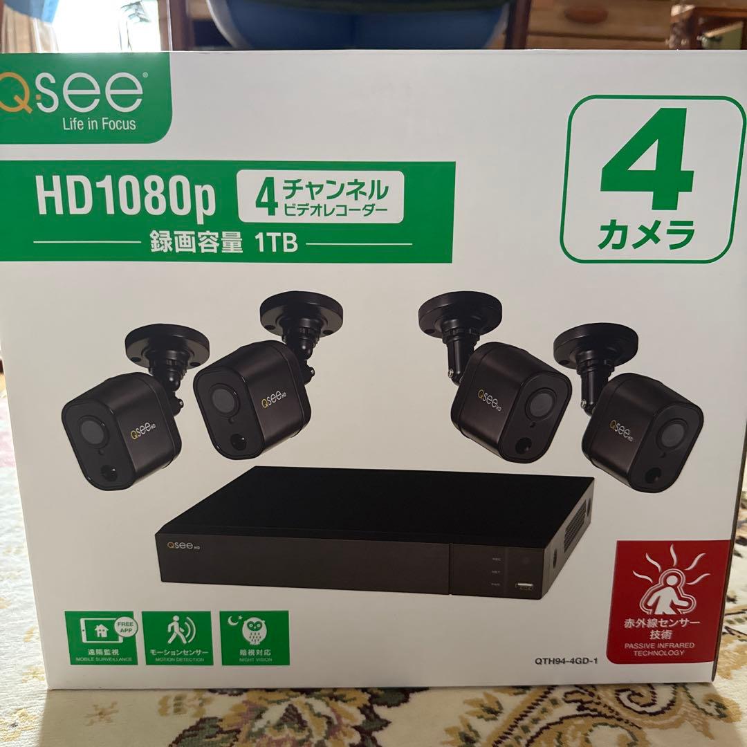 【未使用品・開封済】Q-See 防犯カメラ(QTH94-4GD-1)