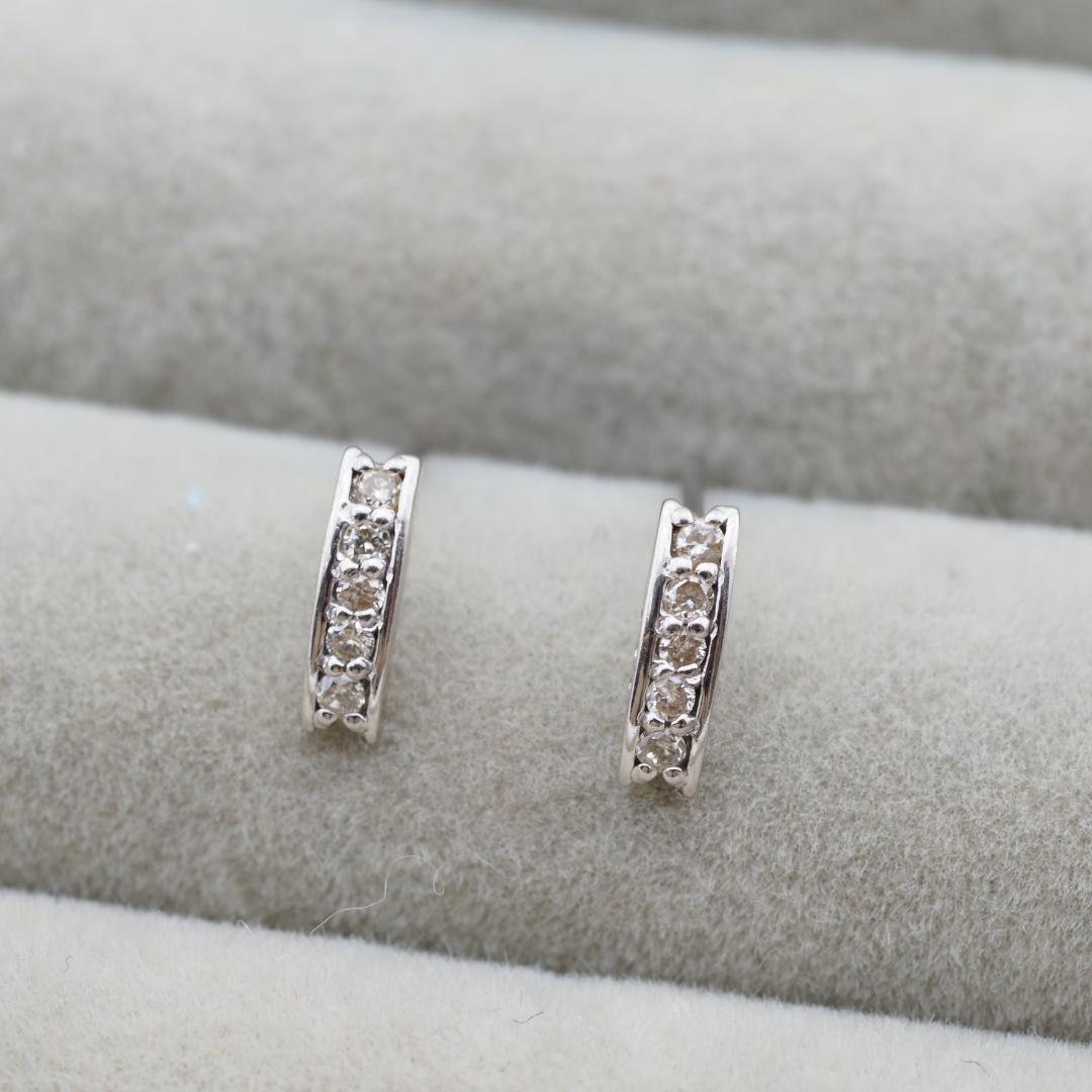 ダイヤモンド 0.05ct/0.05ct ピアス K18WG