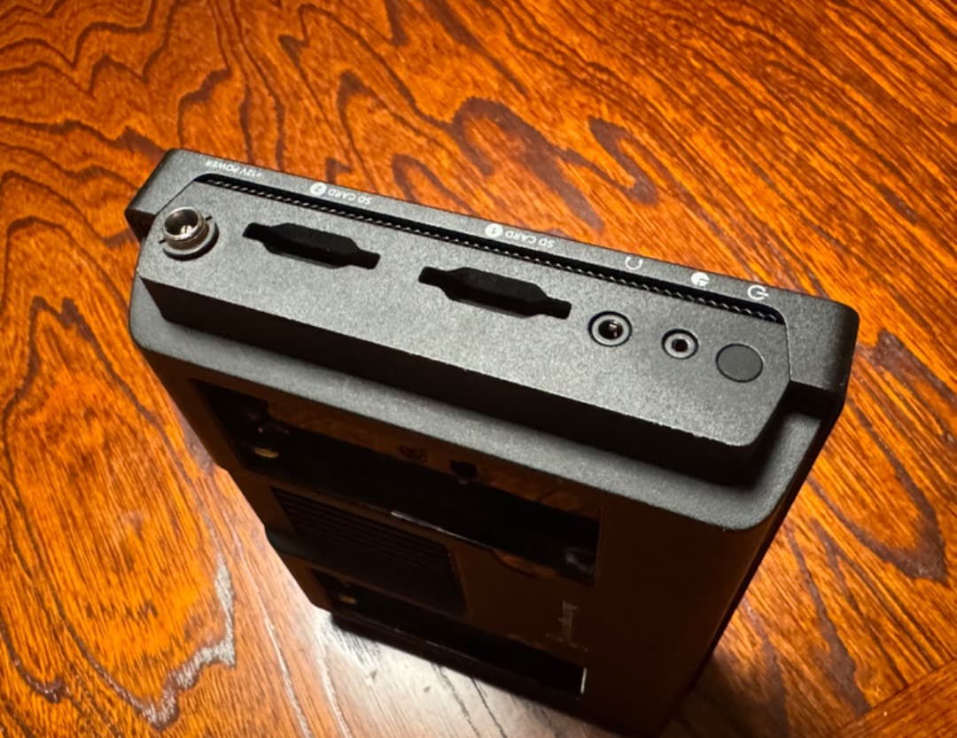 【セット一式】Blackmagic Video Assist 7\" 12G