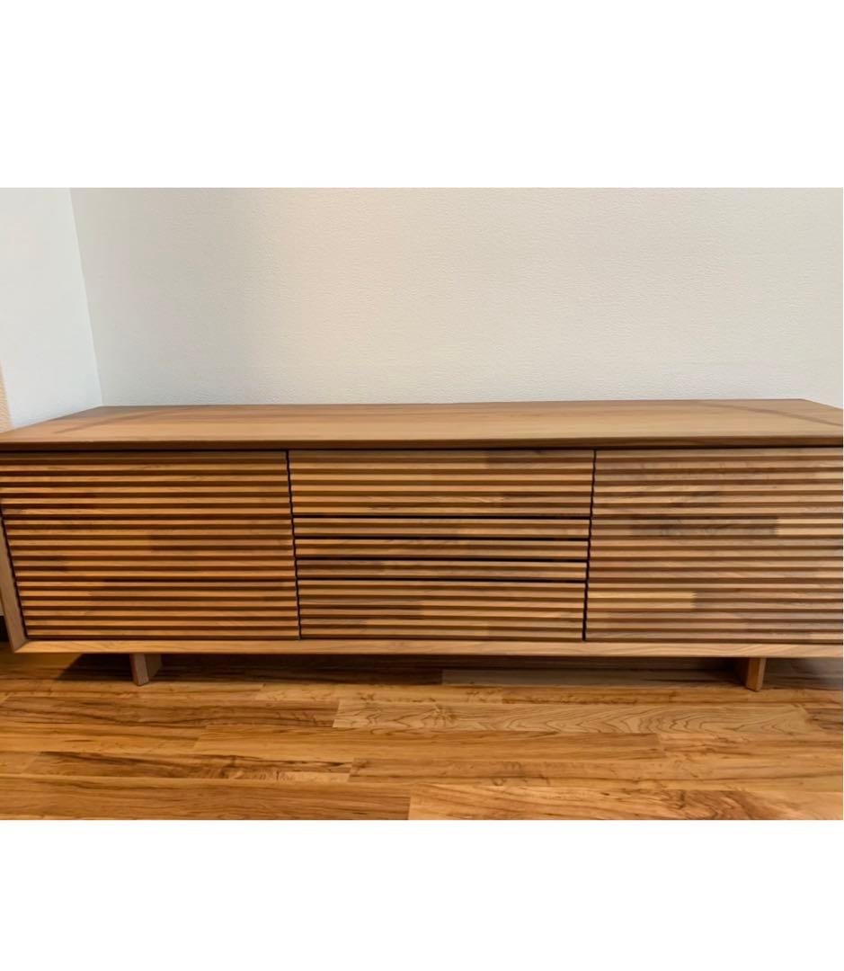 カリモク家具ソリットボードウォールナット