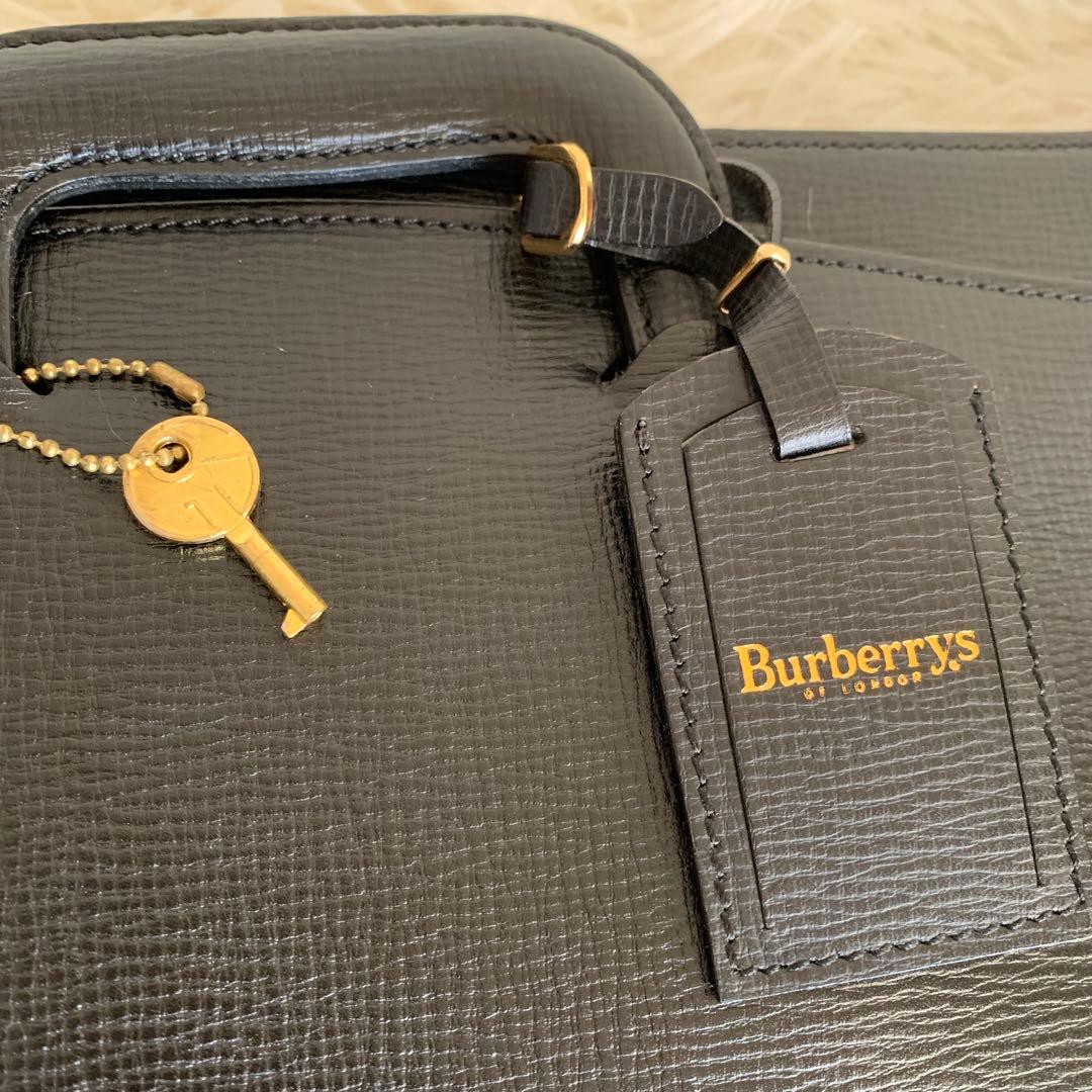 美品❣️BURBERRY ビジネスバッグ ペンチェック レザー 黒　鍵付　A4可能