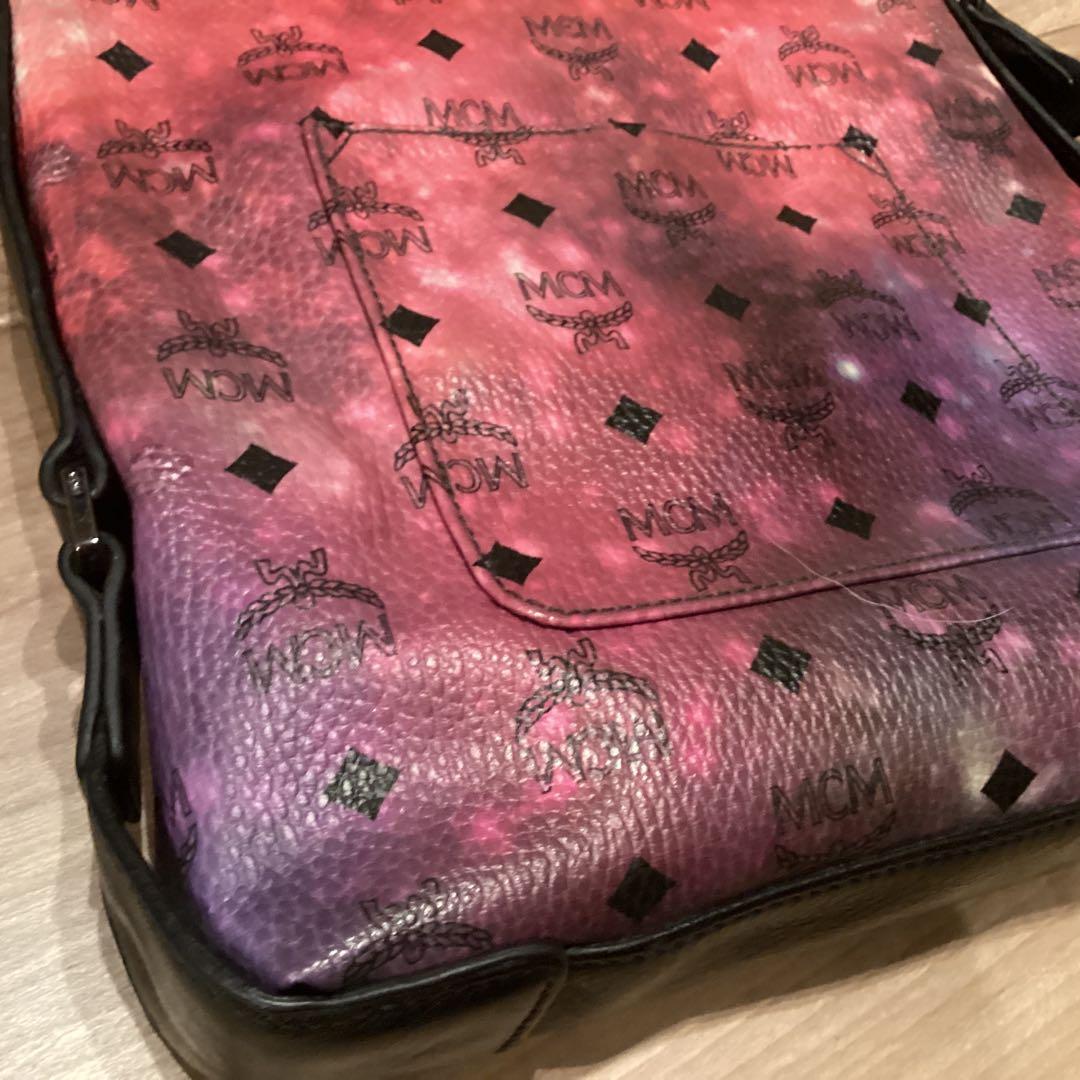 MCM グラデーションピンク ショルダーバッグ