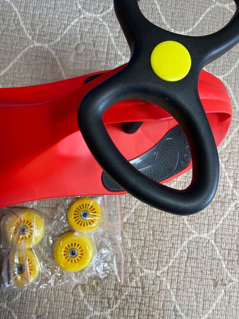 【新品未使用】 ラングスジャパン　プラズマカー　室内用タイヤ付き　乗り物　玩具