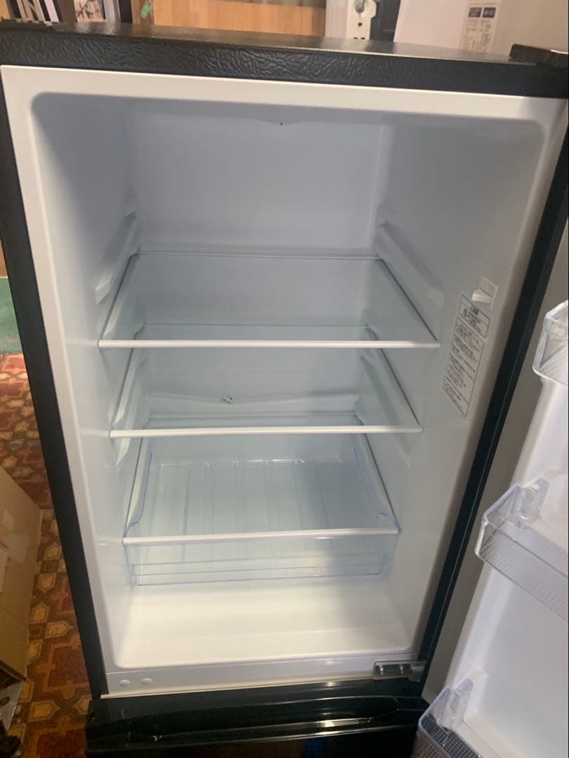 ＊東京都付近取引限定＊美品 高年式　ハイセンス 冷蔵庫 HR-D1701B