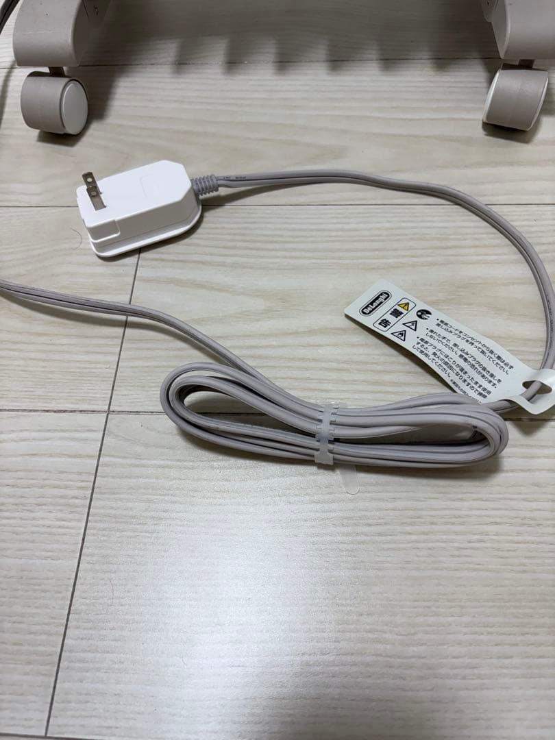 De'Longhi デロンギ オイルヒーター ヴェルティカルド