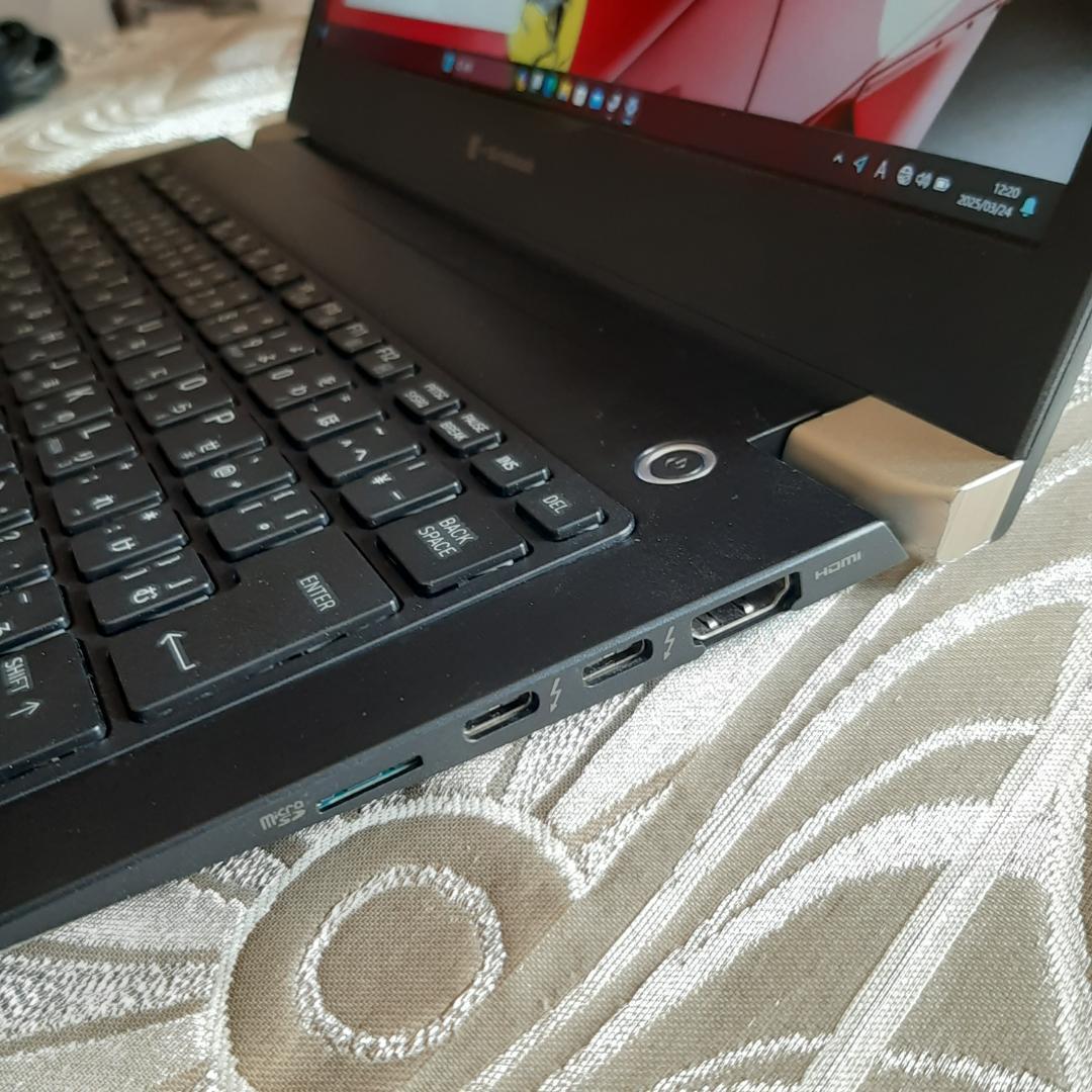 東芝 U63FS 10世代 i5 1920x1080 256G SSD 8G