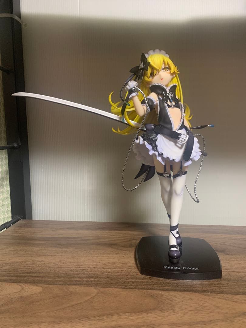 MAIDMADE 忍野忍 フィギュア 中古