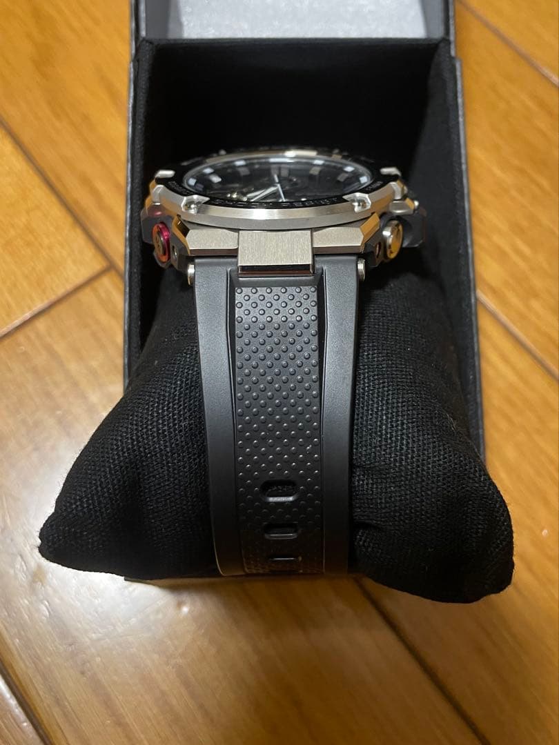 Lolipop 　GST-B100-1JF カシオGショック 新品同様