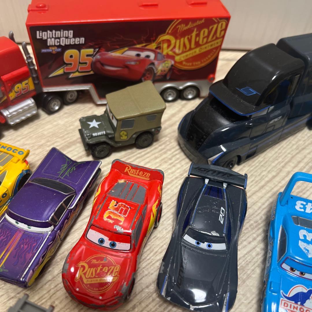 廃盤多数！カーズ ミニカー 39台セット トレーラー付き