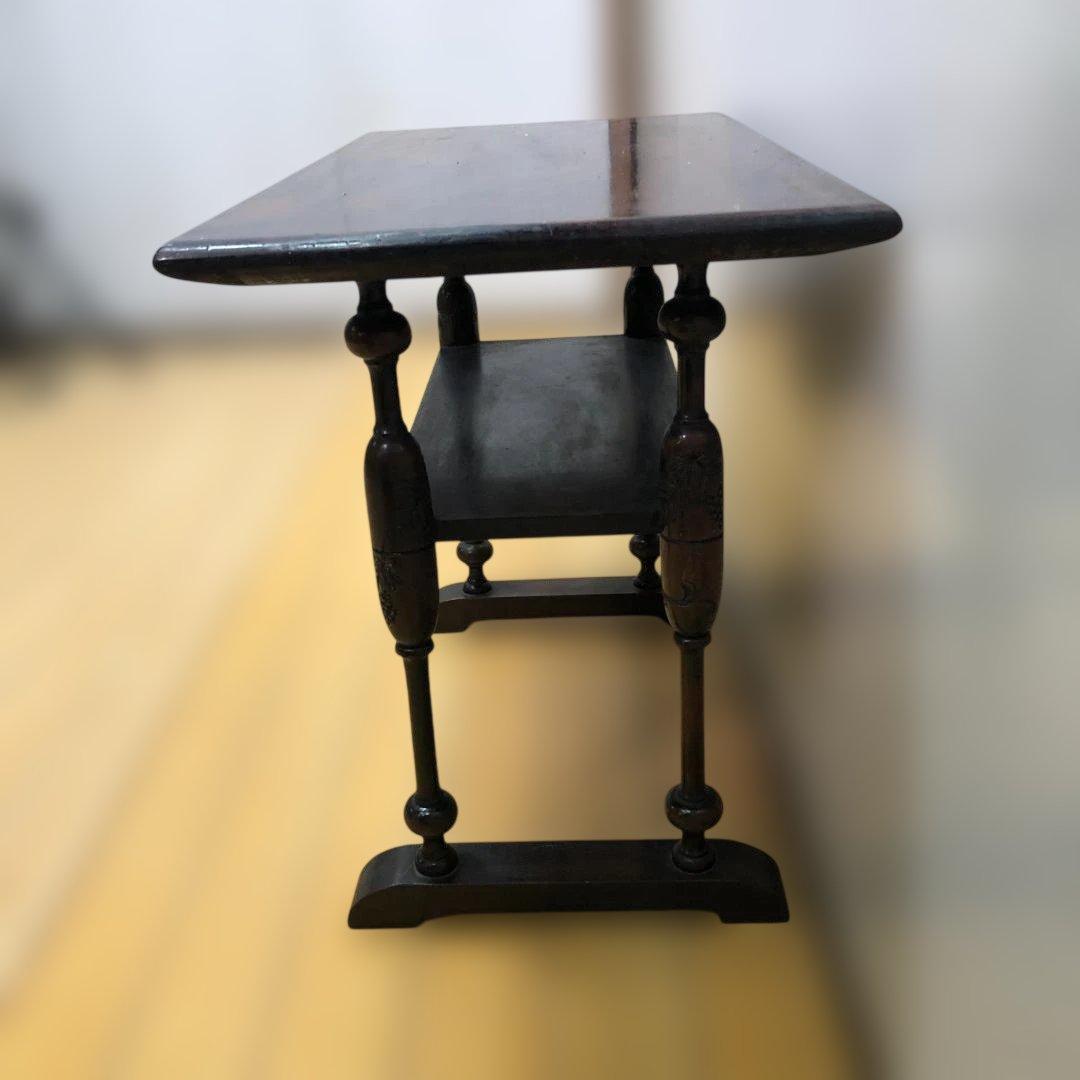 送料無料 アンティーク調 木製テーブル 葡萄彫刻 花台 飾り棚 　251214