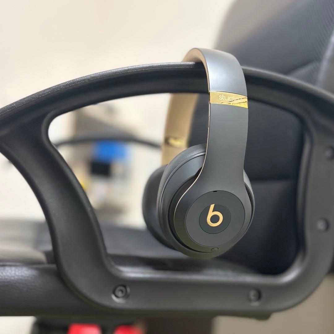 Beats Studio3 Wirelessシャドーグレー