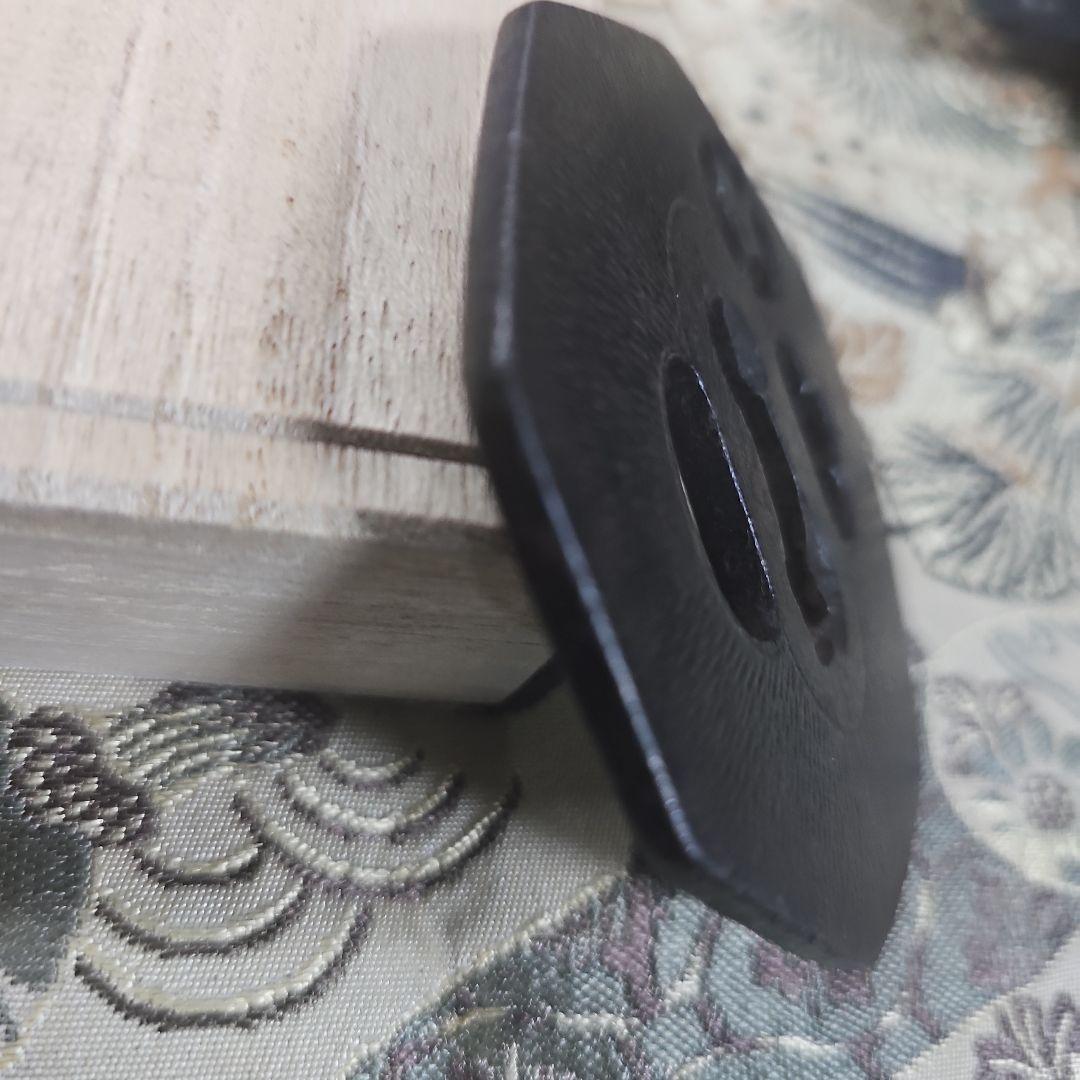 花透図八角形鍔　縦75mm横75mm厚さ4mm　時代物　刀装具