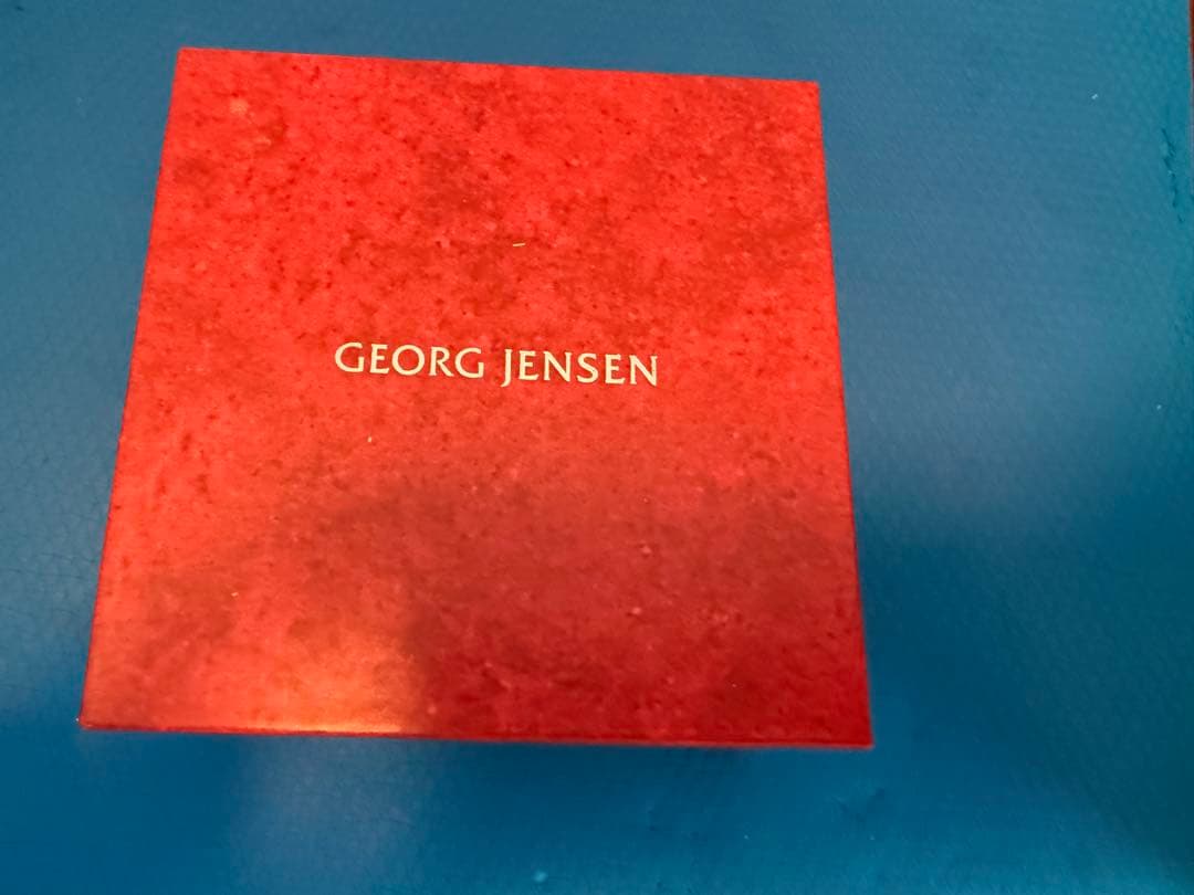   ヴィヴィアンナ ブローチ