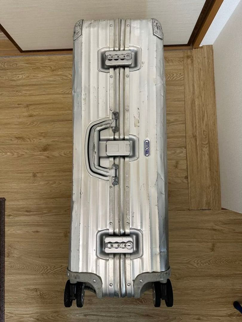 リモワ　トパーズ　104L かなり使い込んでます！