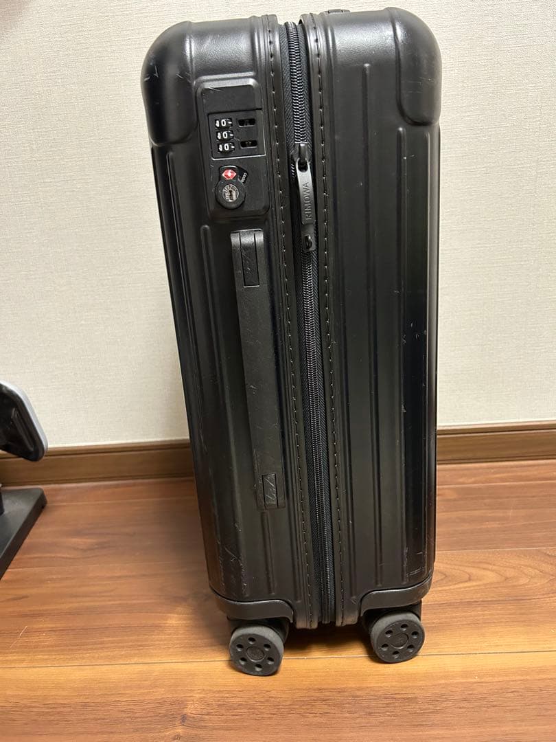 【ジャンク品】RIMOWA ブラック キャリーケース 機内持ち込み