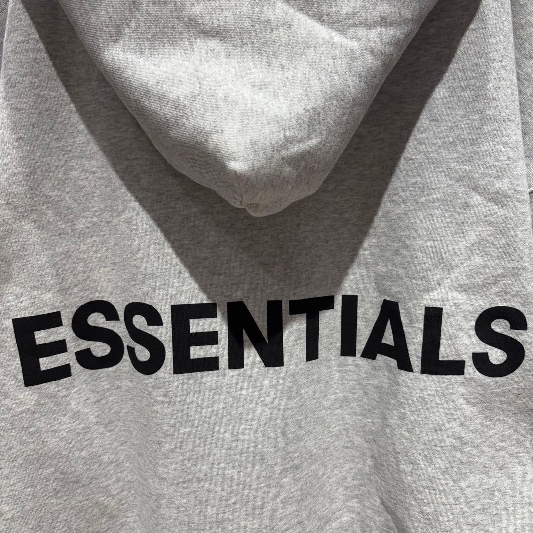 【送料無料】 新品未使用 FEAROFGOD ESSENTIALS パーカー