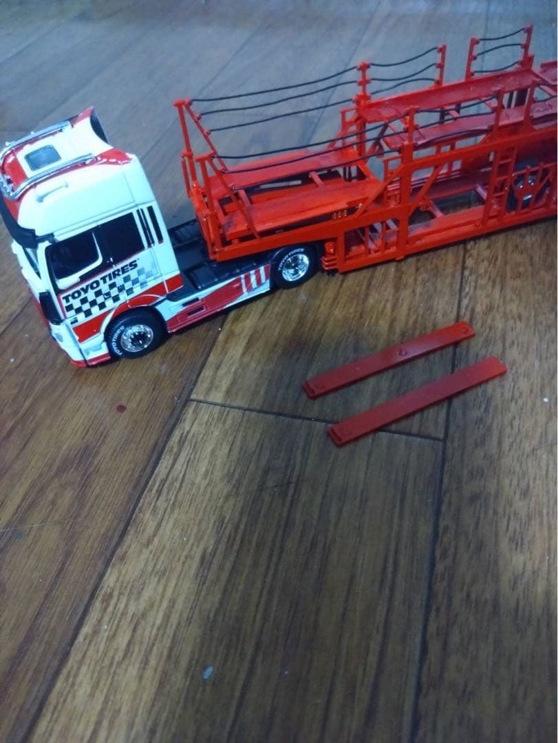 ベンツ1/64　DD-modelsトレーラー　トミカ5台セット