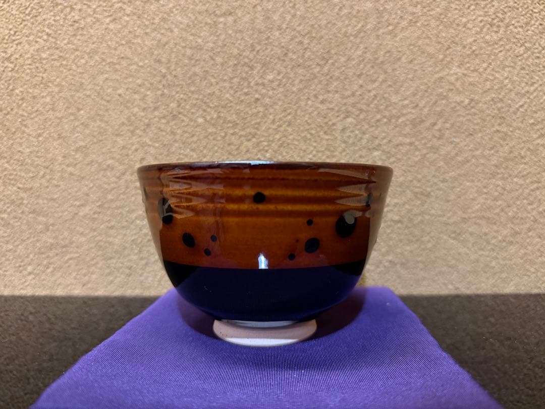 十一代大樋長左衛門（年雄）　大樋茶碗　ドット柄　共箱