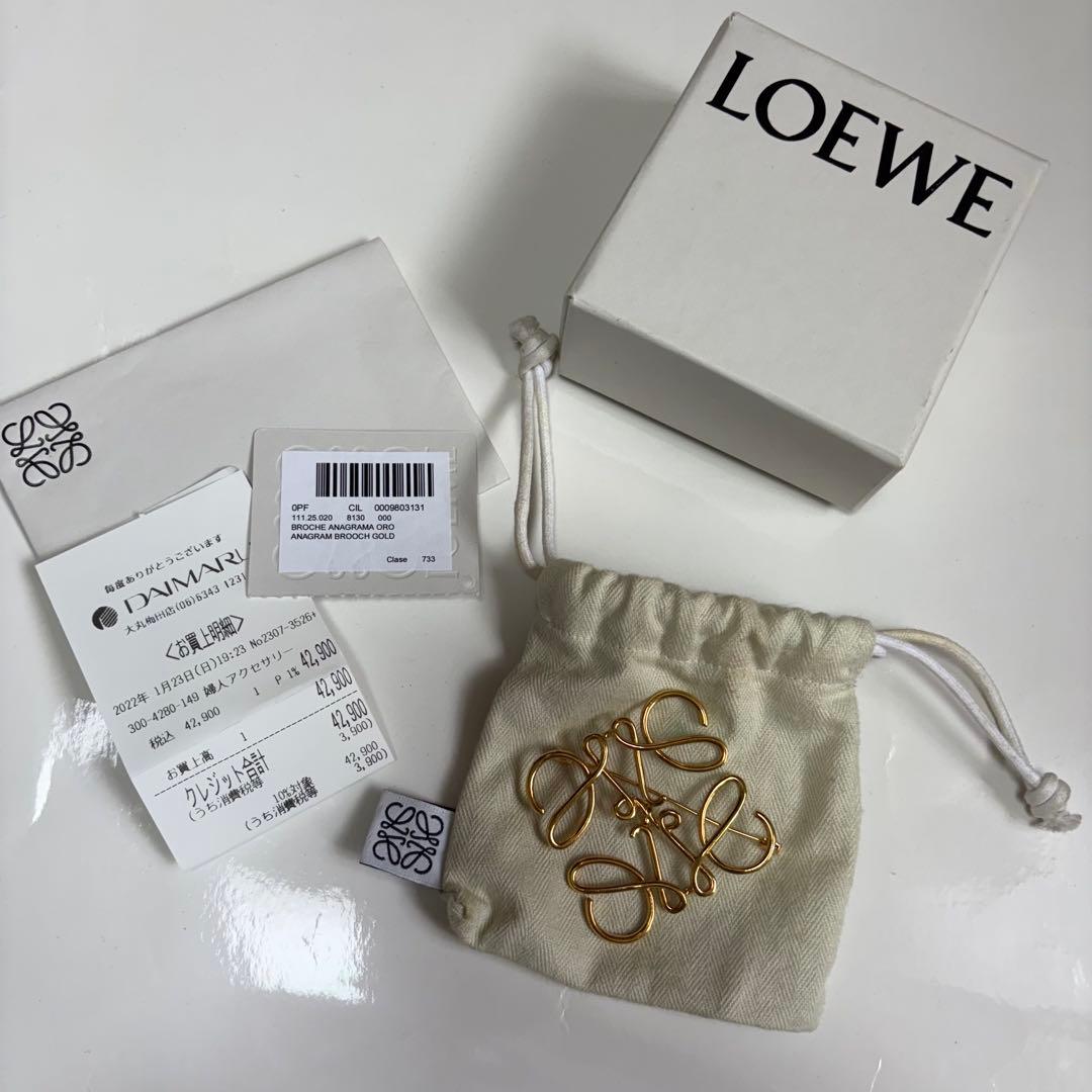 日曜日セール　LOEWE アナグラム　ブローチ　ゴールド