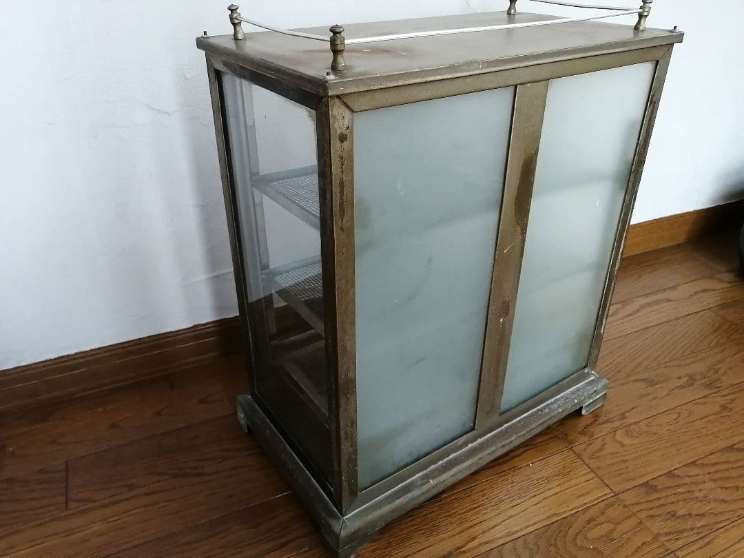ビンテージ ガラスケース 消毒棚