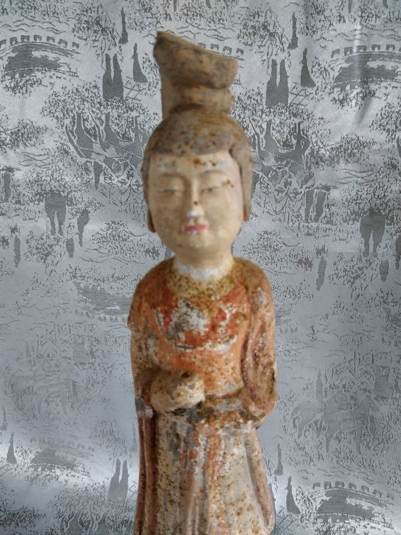 中国古代 加彩婦人俑　中国古美術