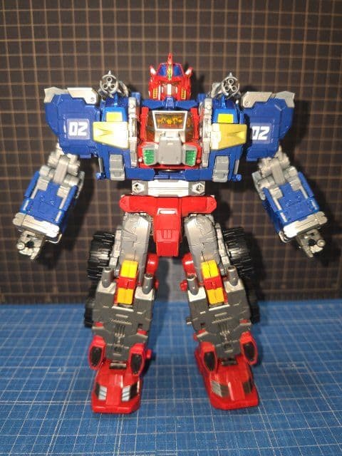 ダイアクロンDA-85 パワードグレイターバトルコンボイ鎧装合体セット