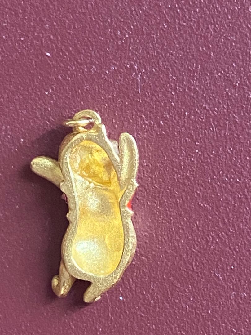 [rococo専用]プーさんのキャラクターチャーム　k20-24金　レトロ　素材