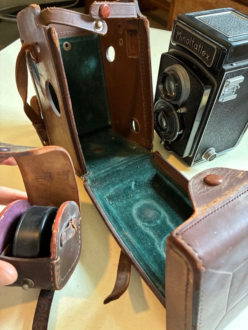 Minoltaflex 二眼レフカメラ レザーケース、レザーレンズケース付属