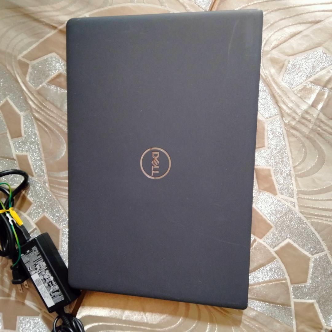 DELL 3510 10世代 i5 256G 8G 1920x1080 SSD