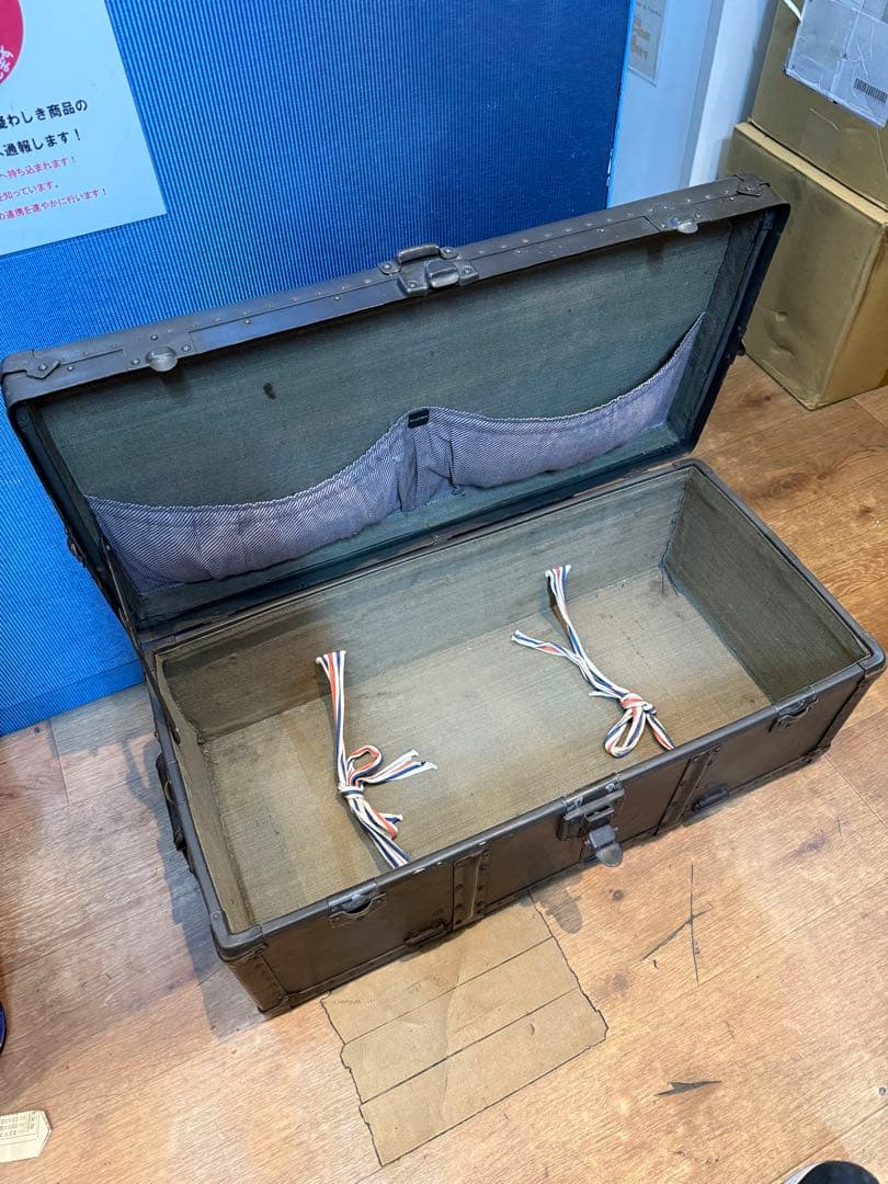 旧日本軍？　アンティーク　古い　トランク　　ミリタリー