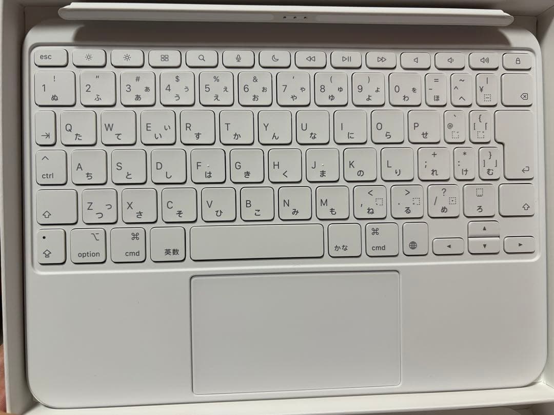 iPad(A16用) Magic Keyboard Folio❤︎