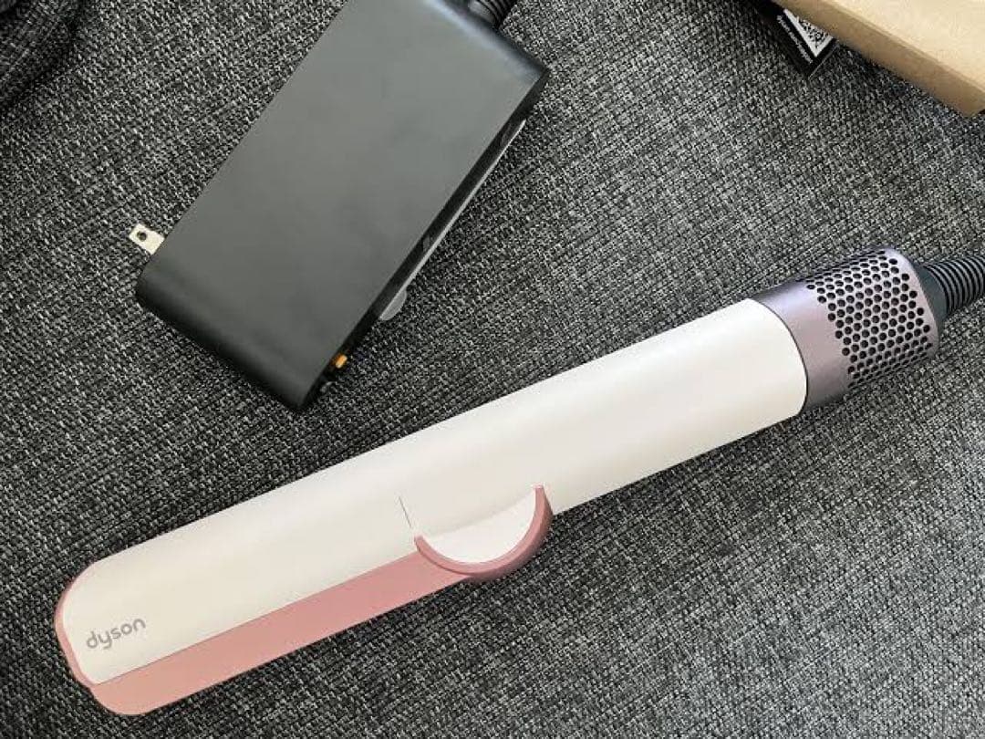 ダイソン　Dyson エアストレート　新品未使用　正規品　在庫限り