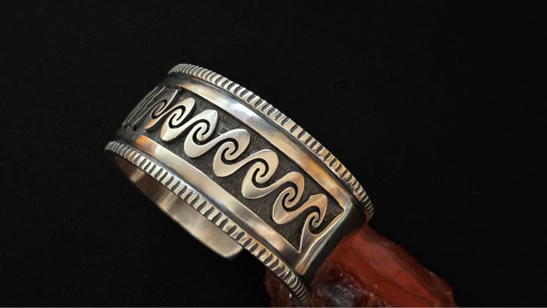 ホピ族 ジェラルドロマヴェンテマ 1930’sスタイル シルバーバングル