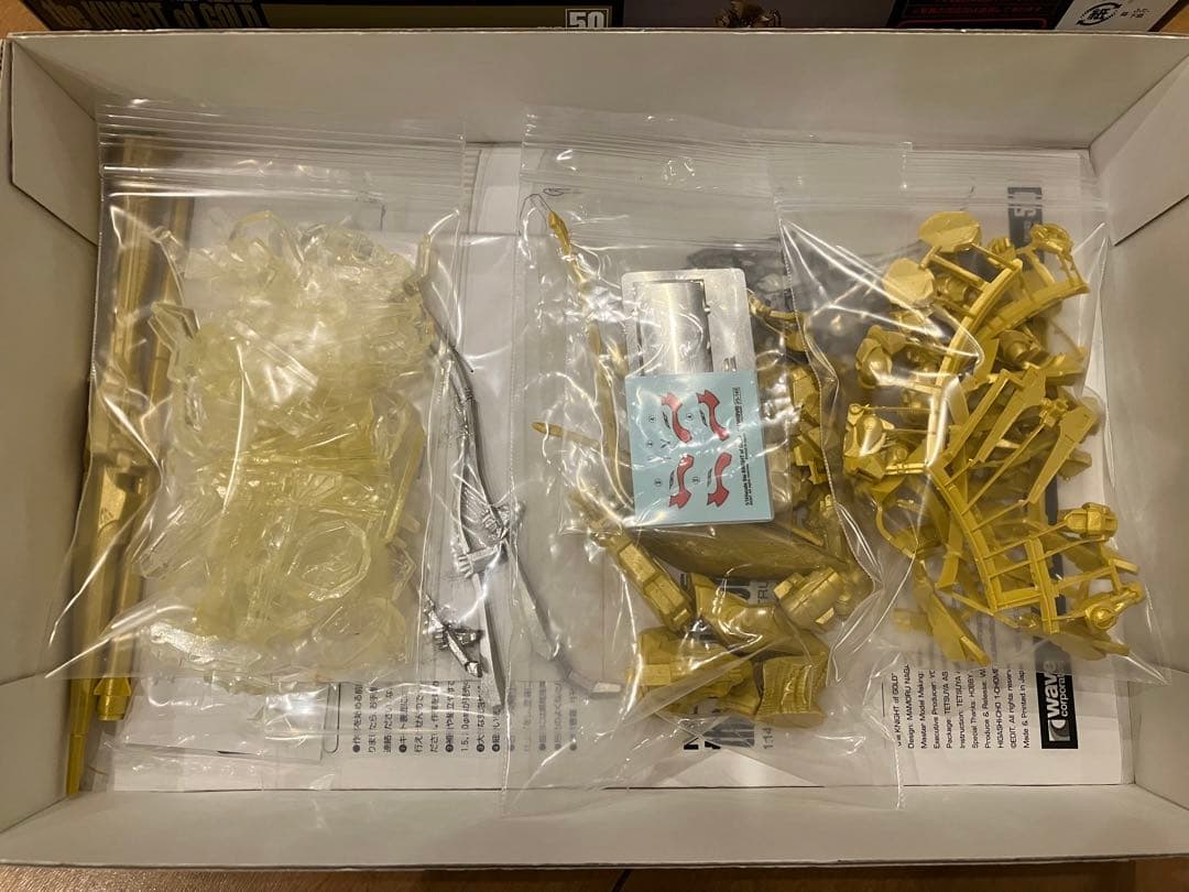 ウェーブ20周年記念 ナイトオブゴールド永野護 fss ガレージキット　kog