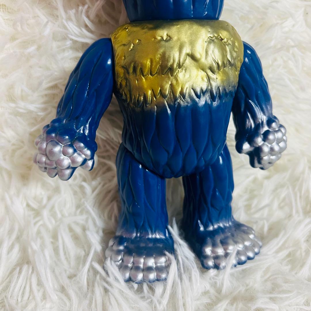 マーミット ビニールパラダイス マタンゴ 限定版 青成型 金&銀 ソフビ M1号