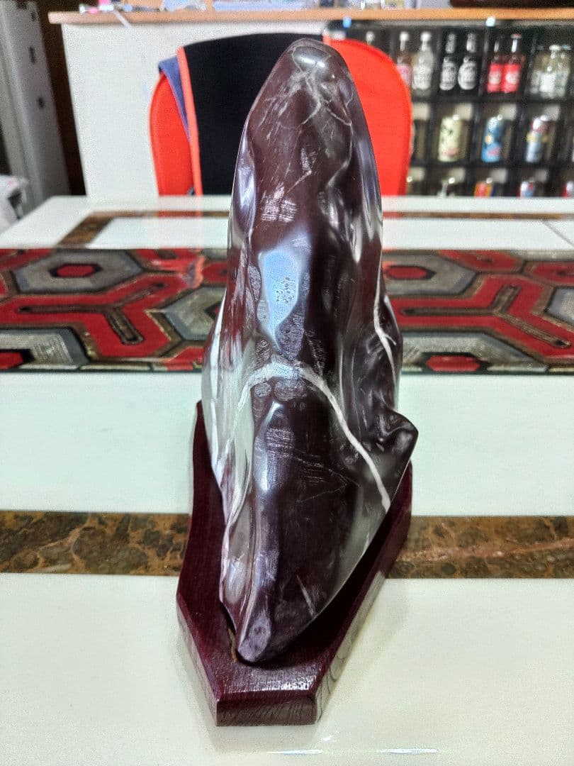 赤玉石　赤石　ビクトリーストーン　V字石　岩石　鑑賞石　かわいいレッドストーン