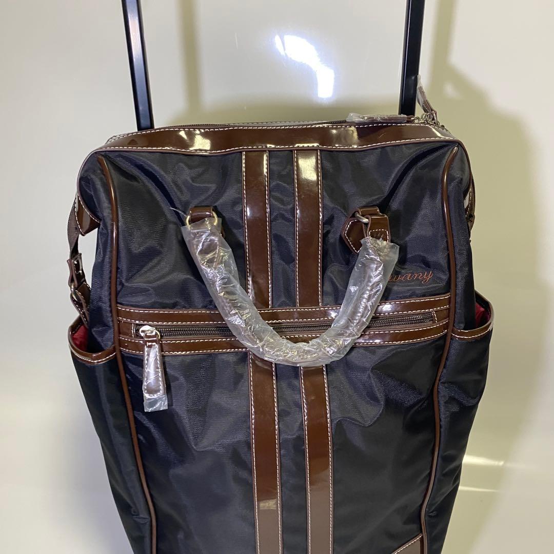 新品・未使用✨スワニー　ルーマII　キャリーバッグ　座面付き　4輪キャスター