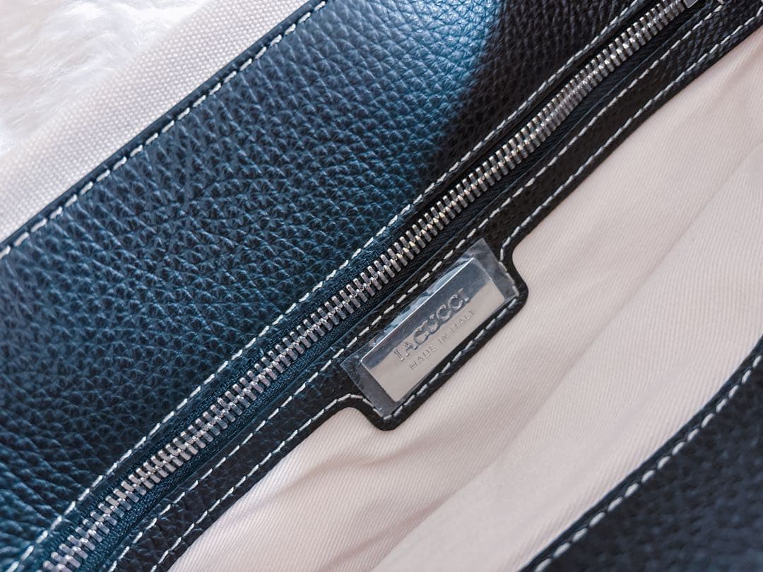 るる イアクッチ　アブルッツォ CANVAS/CERVO 美品