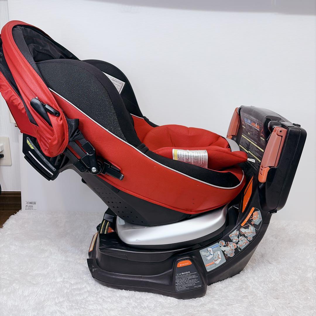 美品　コンビ ラクティアターン TB570 チャイルドシート WL 最上位モデル