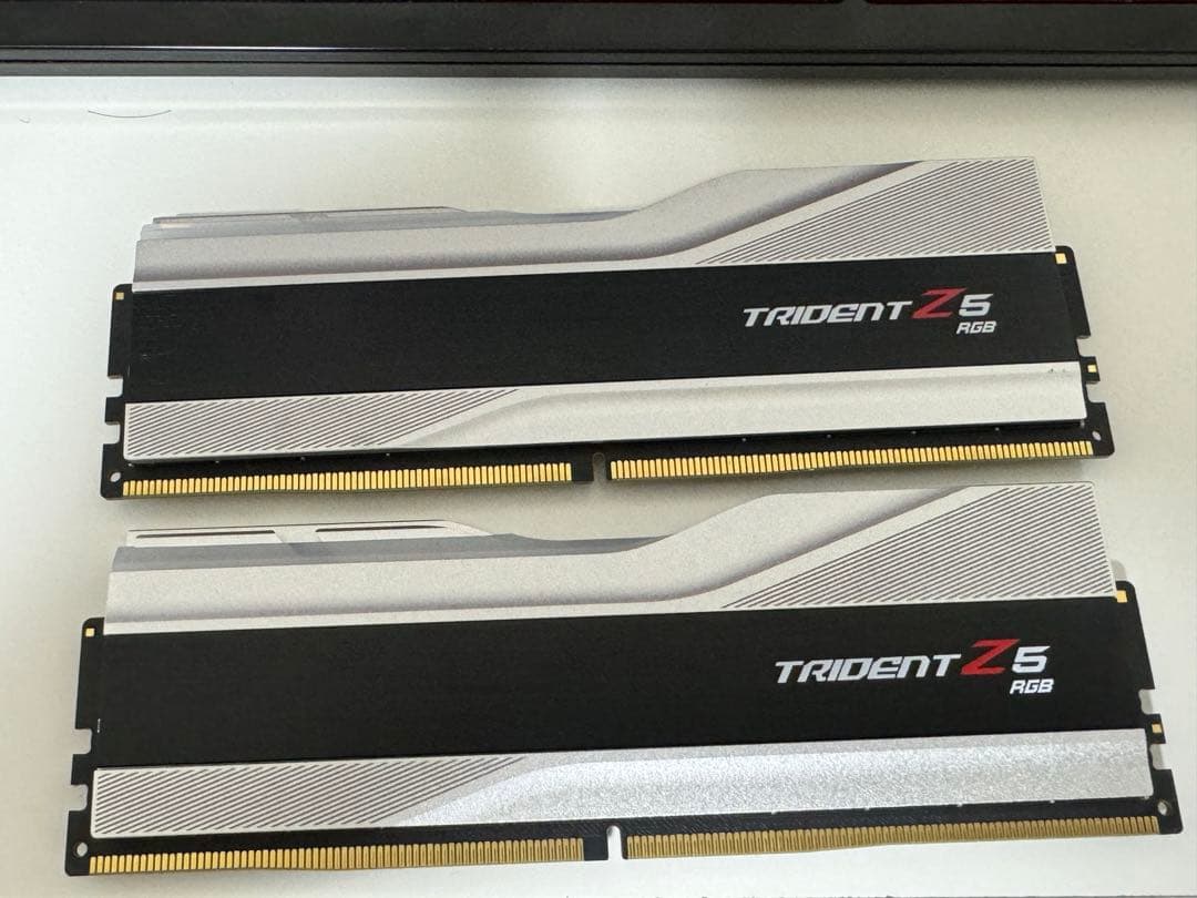 G.SKILL Trident Z5 6000mhz CL30 16GB 2枚